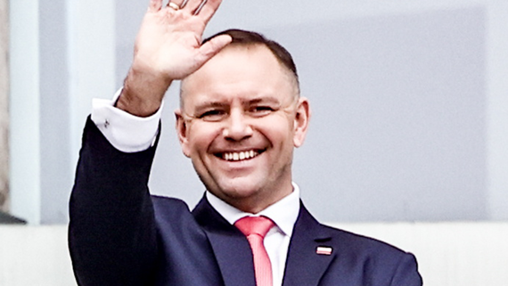 Навроцкий признался в беседах с духом маршала Пилсудского в Бельведерском дворце