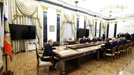 Путин проведет оперативное совещание с постоянными членами Совбеза