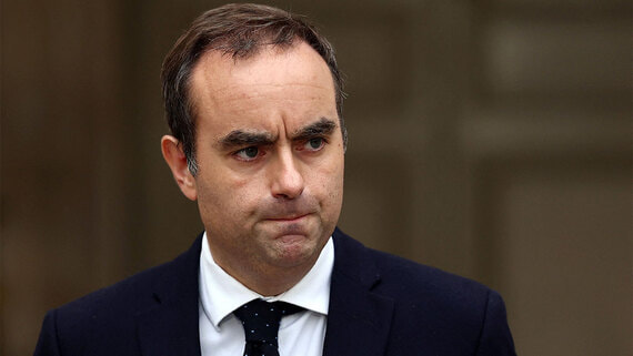 В Париже у резиденции премьера прогремели взрывы