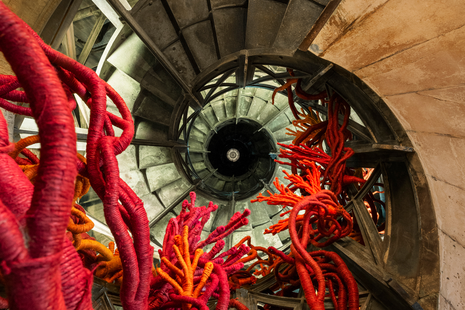 Дизайн по цене кроссовок: прагматичный подход на выставке Maison&Objet