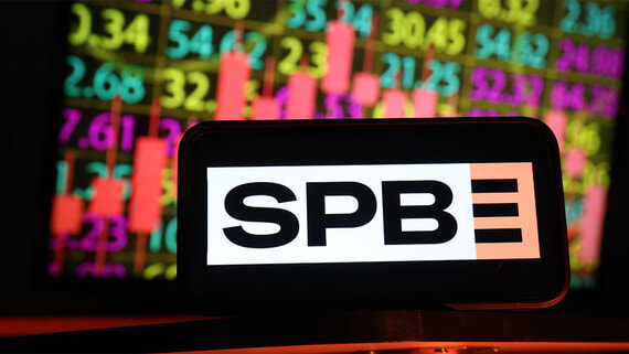 Банк России рассмотрит обращение СПБ биржи по торгам заблокированными акциями