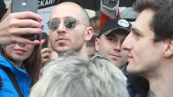 Суд оштрафовал рэпера Oxxxymiron за нарушение порядка деятельности иноагента