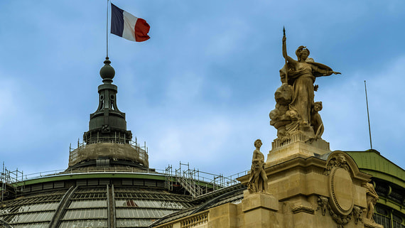 S&P понизило кредитный рейтинг Франции