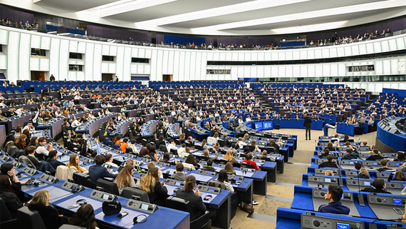 Совет ЕС утвердил план отказа от российского газа