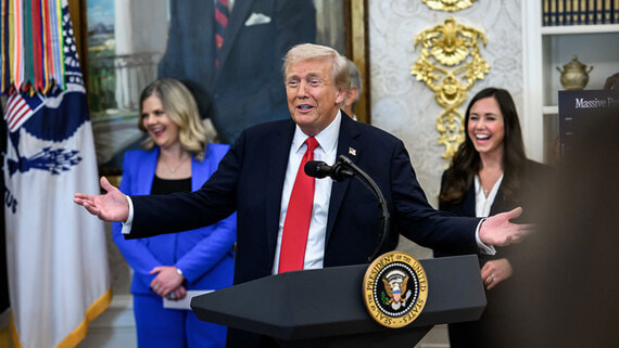 Трамп сделает заявление из Вашингтона в 22:00 по мск