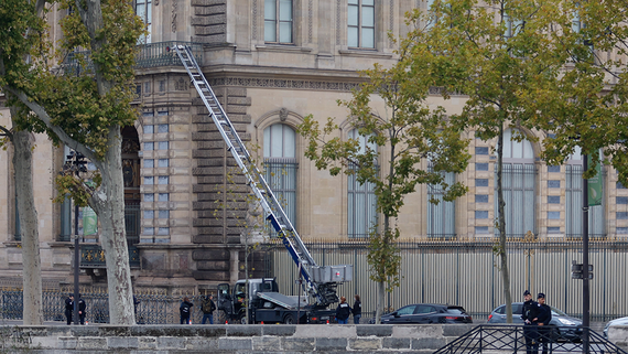 Задержан второй подозреваемый в ограблении Лувра