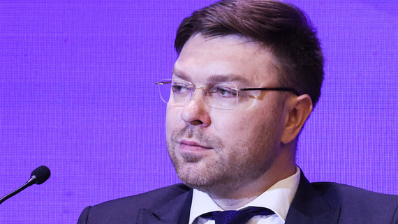 Филатов освобожден от должности в управлении президента