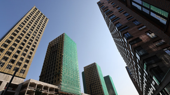 Совокупная выручка крупнейших девелоперов России сократилась почти на 15%