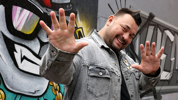 Лидер группы «Руки вверх!» стал совладельцем магазина одежды Nuw Store