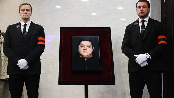 В Москве простились с актером Романом Поповым