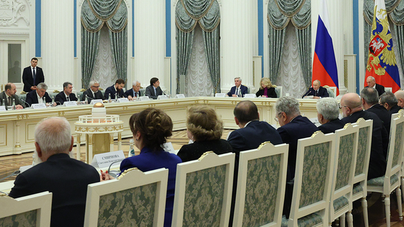 Путин: события XVII века в России являются уроком на все времена