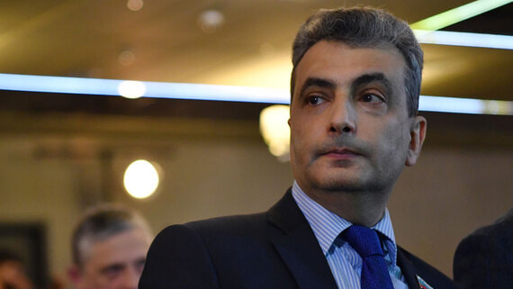 Зампреда «Яблока» Шлосберга приговорили к 420 часам исправительных работ