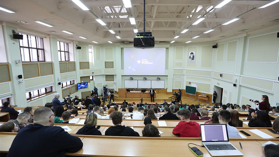 «Ростех» предложил обучать студентов из Венесуэлы в вузах РФ по квоте кабмина