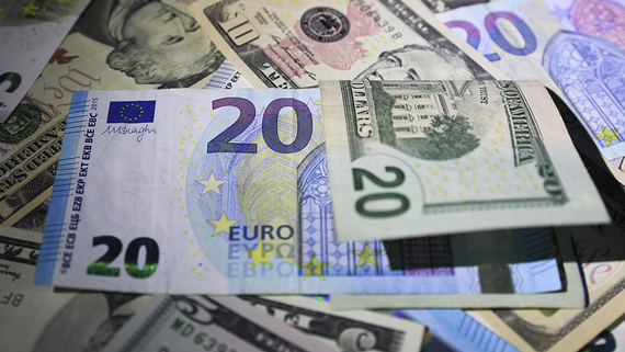 Международные резервы России в октябре увеличились на 1,8% - свежие новости на Toplenta