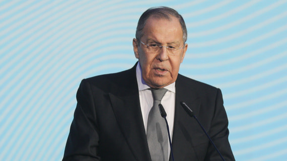 Песков пообещал, что Лавров скоро появится на публике