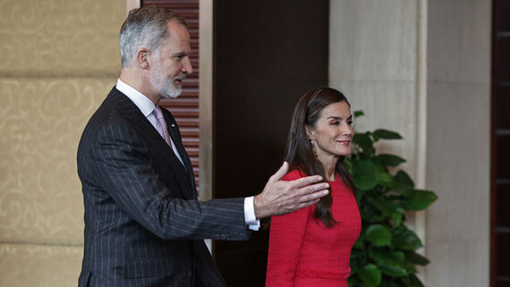 Король Испании Филипп VI начал первый за 18 лет госвизит в Китай