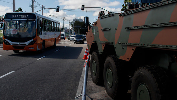 На территорию климатического саммита COP30 в Бразилии ворвались протестующие
