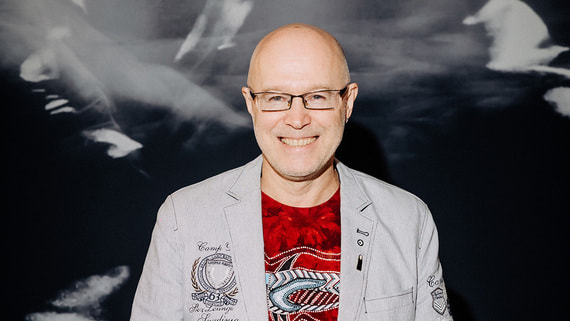 Константин Бронзит: В жизни всегда есть место смешному