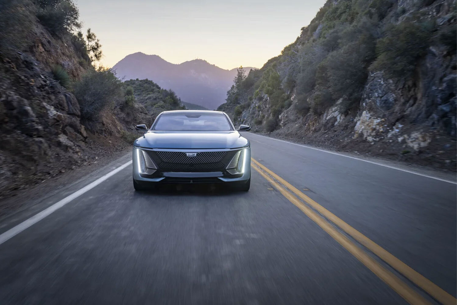 В погоне за мечтой: в Cadillac Celestiq соединились технологии и роскошь