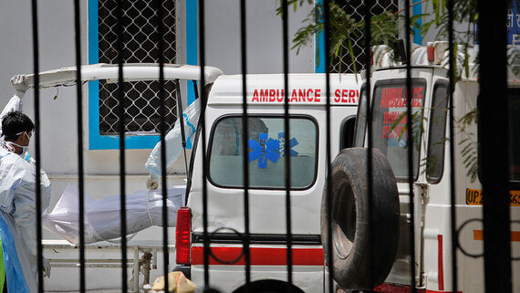 После приема сиропа от кашля в Индии умерли 24 ребенка