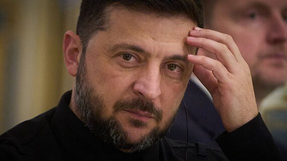 Politico: окружение Зеленского посоветовало ему не баллотироваться второй раз