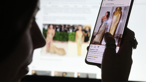 В Госдуме предложили увеличить штрафы за рекламу в запрещенных соцсетях