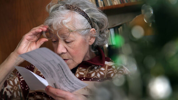 Как хотят предотвратить схему мошенничества пенсионерок с недвижимостью