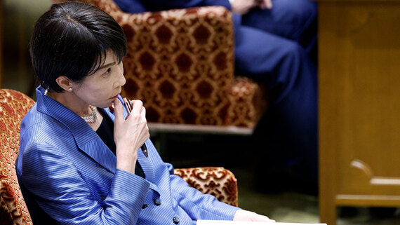 Трамп посоветовал премьеру Японии не провоцировать Китай