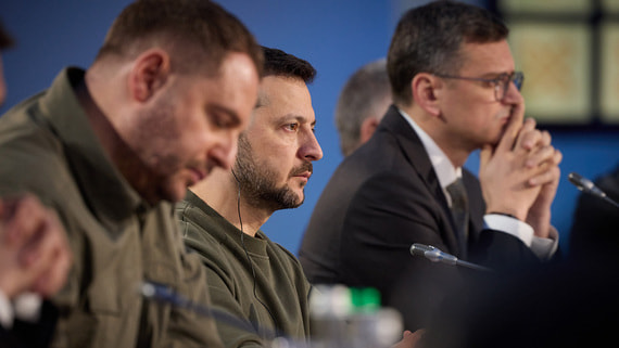 Песков: коррупционный скандал «расшатывает» политическую систему Украины