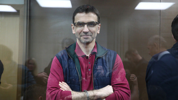 Абызову разрешили работать на госслужбе после выхода из колонии