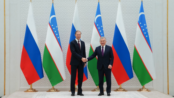 Мантуров провел встречу с президентом Узбекистана