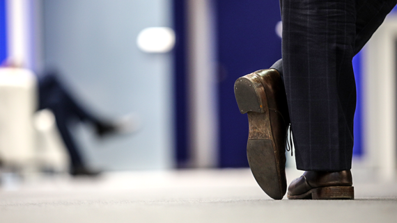 Бывший акционер СМЗ пожаловался на девелопера Смагина в АП и ФНС