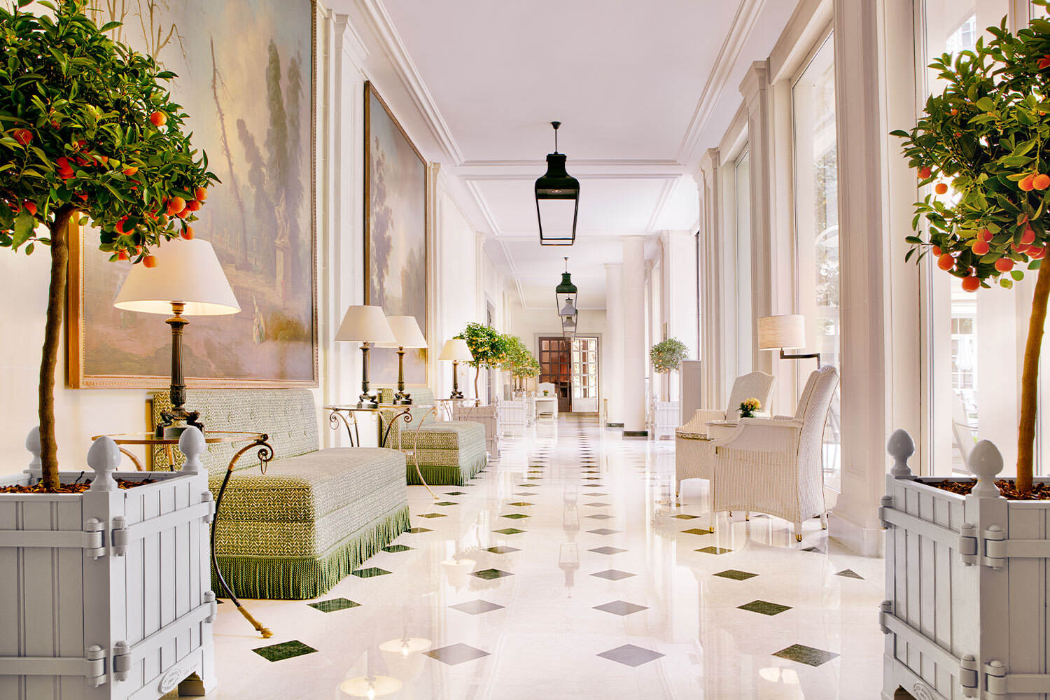 Век французского шика: 100 лет известному палас-отелю Le Bristol