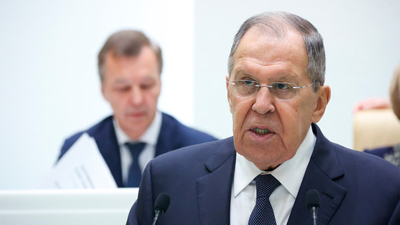 Лавров: ЕС хочет изъять активы России, так как денег у стран все меньше