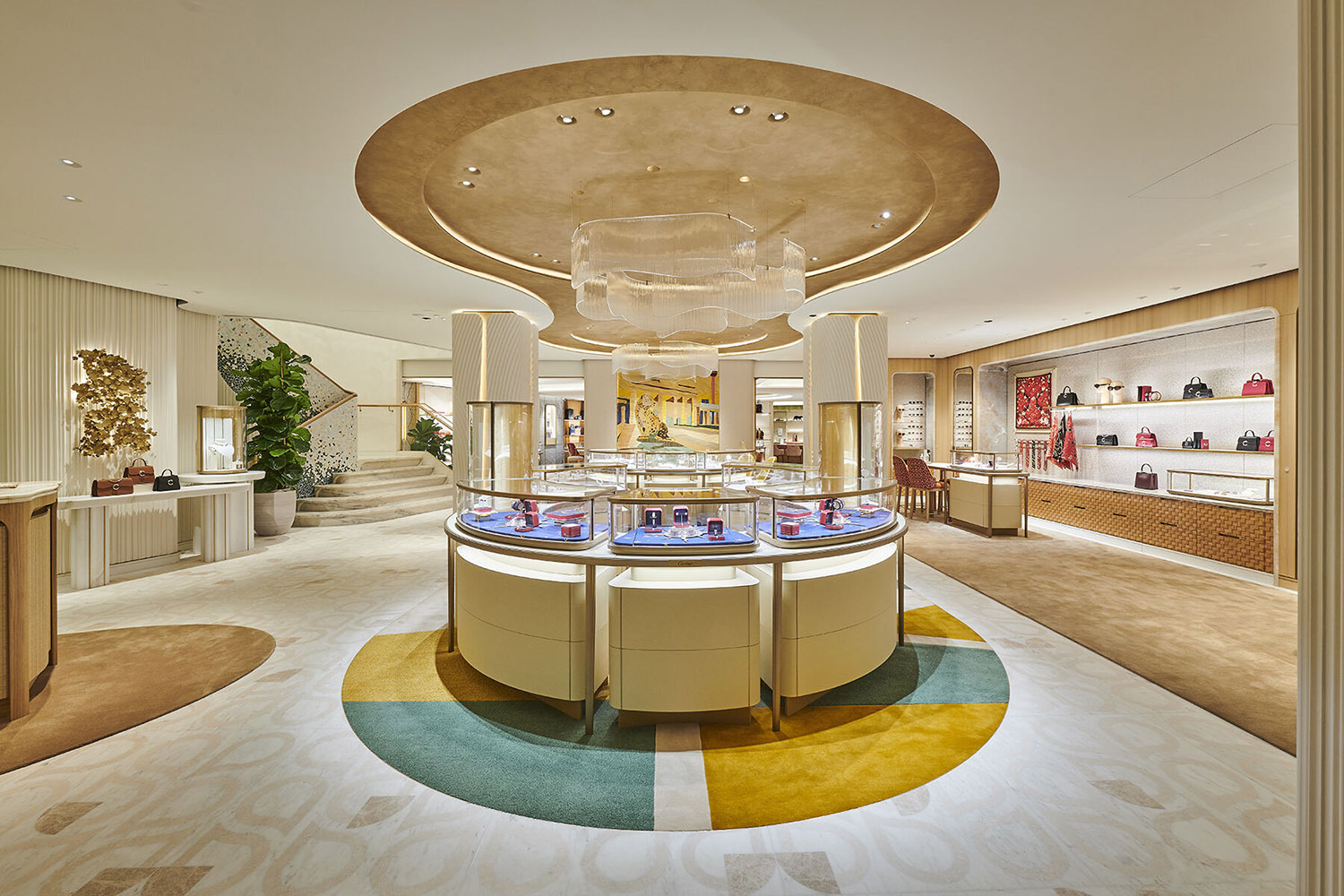 Интерьер бутика Cartier на берлинской улице Курфюрстендамм