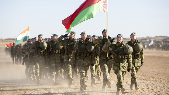 В белорусской армии началась проверка боевой готовности