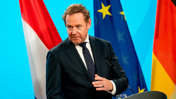 МИД Нидерландов заявил о стремлении к миру на Украине из-за затрат для Киева