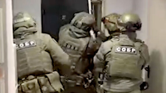 Мошенников на Дальнем Востоке задержали за хищение 2,4 млн рублей у бойцов