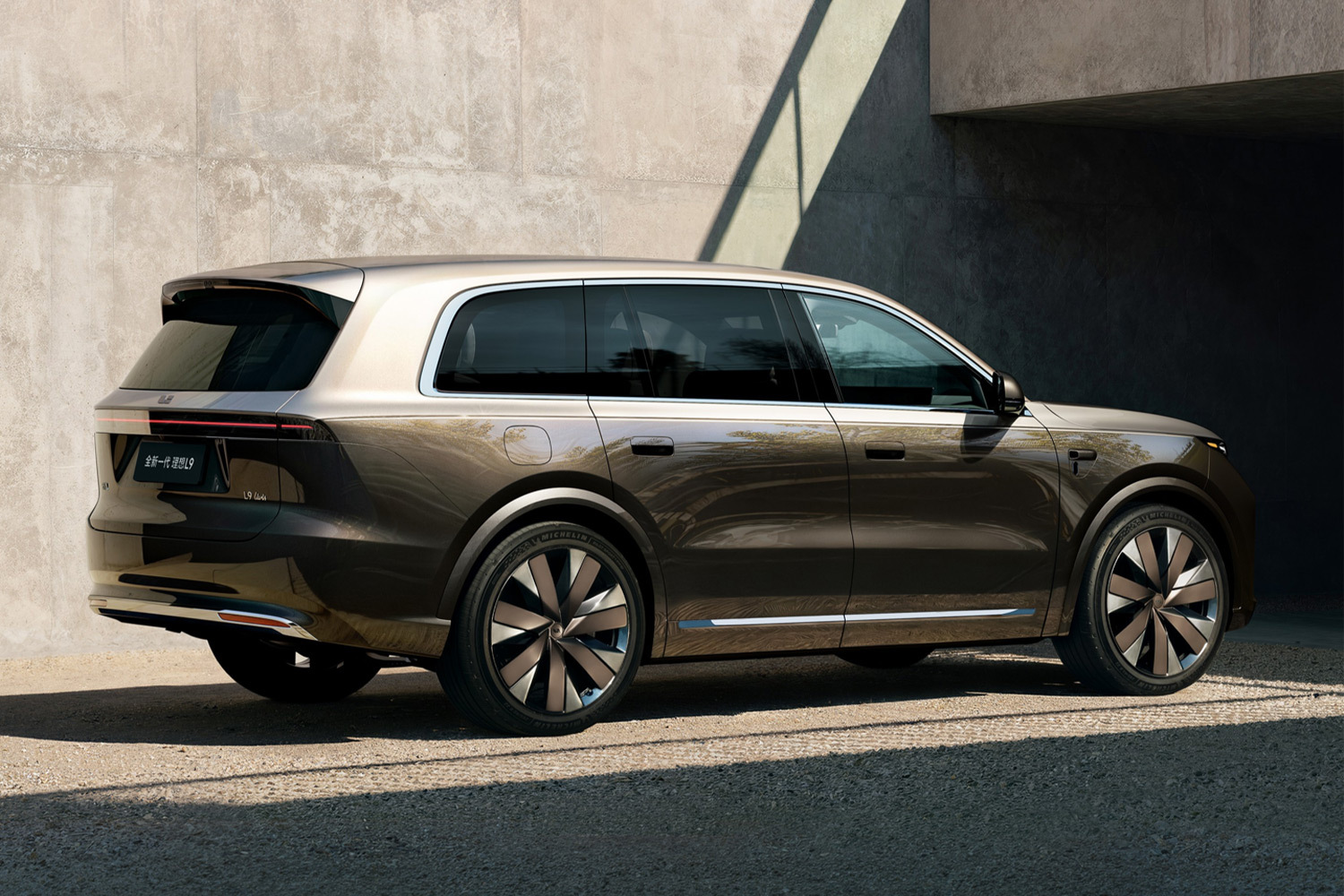 Li L9 обновился и стал дороже: анализируем, стоит ли это того