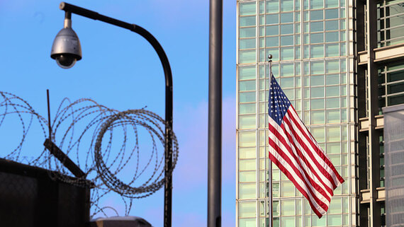 США опустились до рекордно низкой позиции в международном индексе коррупции