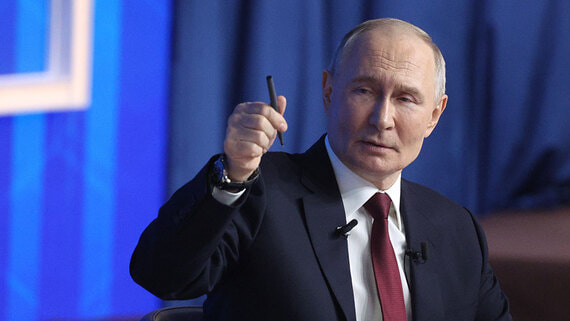 Песков сказал «Ведомостям», что Путин не планирует ехать на «Совет мира» в США