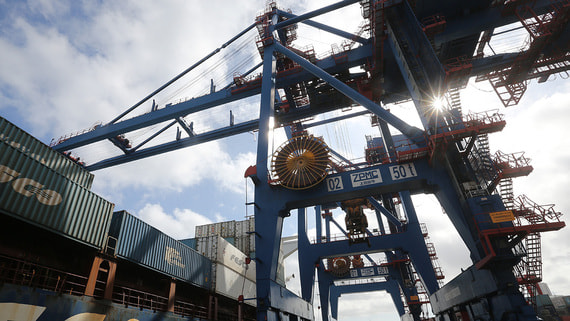 Эксперты объяснили причины снижения объема внешней торговли России