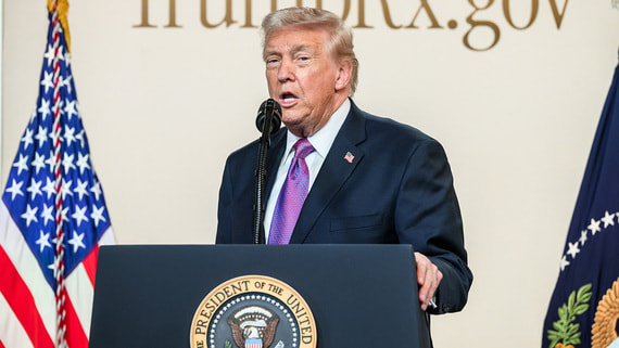 Трамп: США начнут наносить удары по наркотеррористам на суше