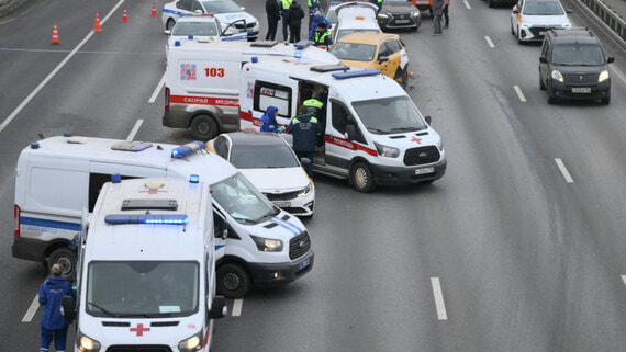 Один человек погиб в ДТП с 14 автомобилями на М4 «Дон»