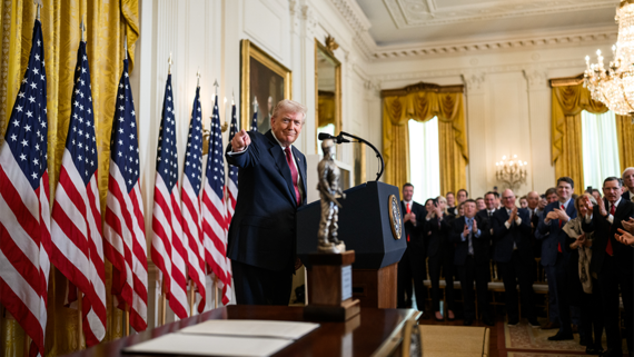 Белый дом в День президента назвал Трампа охотником, а не жертвой