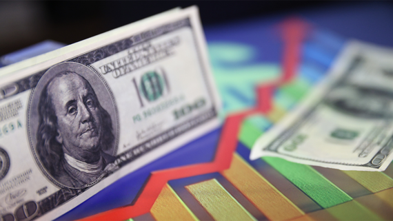 Банк России повысил курс доллара на 18 февраля