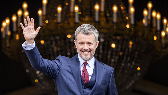 Король Дании посетил Гренландию второй раз с начала года