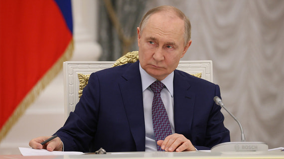 Путин проведет совещание с членами правительства