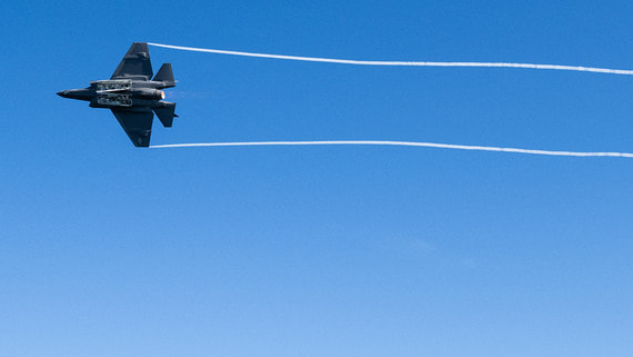 Почему Берлин хочет купить у Вашингтона больше истребителей F-35