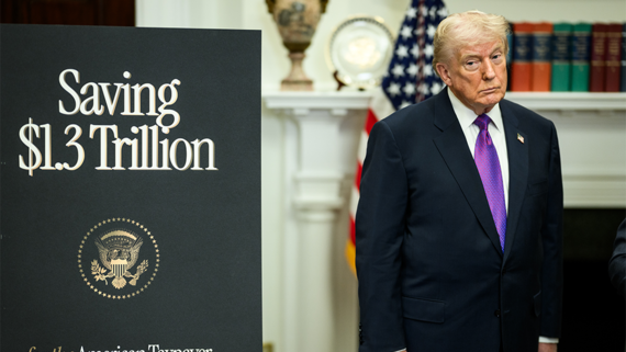 Трамп введет глобальный 10%-ный тариф в ответ на решение Верховного суда США